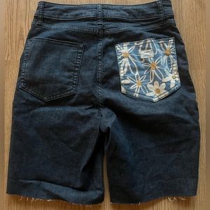 Ripton x Skida Daisy Jorts